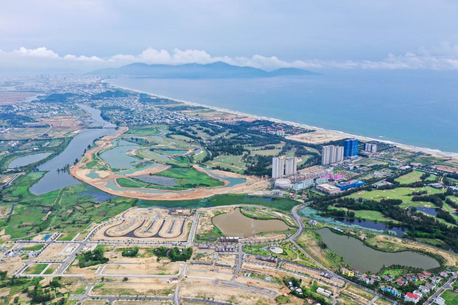 Nhà đầu tư Quảng Ngãi đổ xô đi tìm đất biển Đà Nẵng