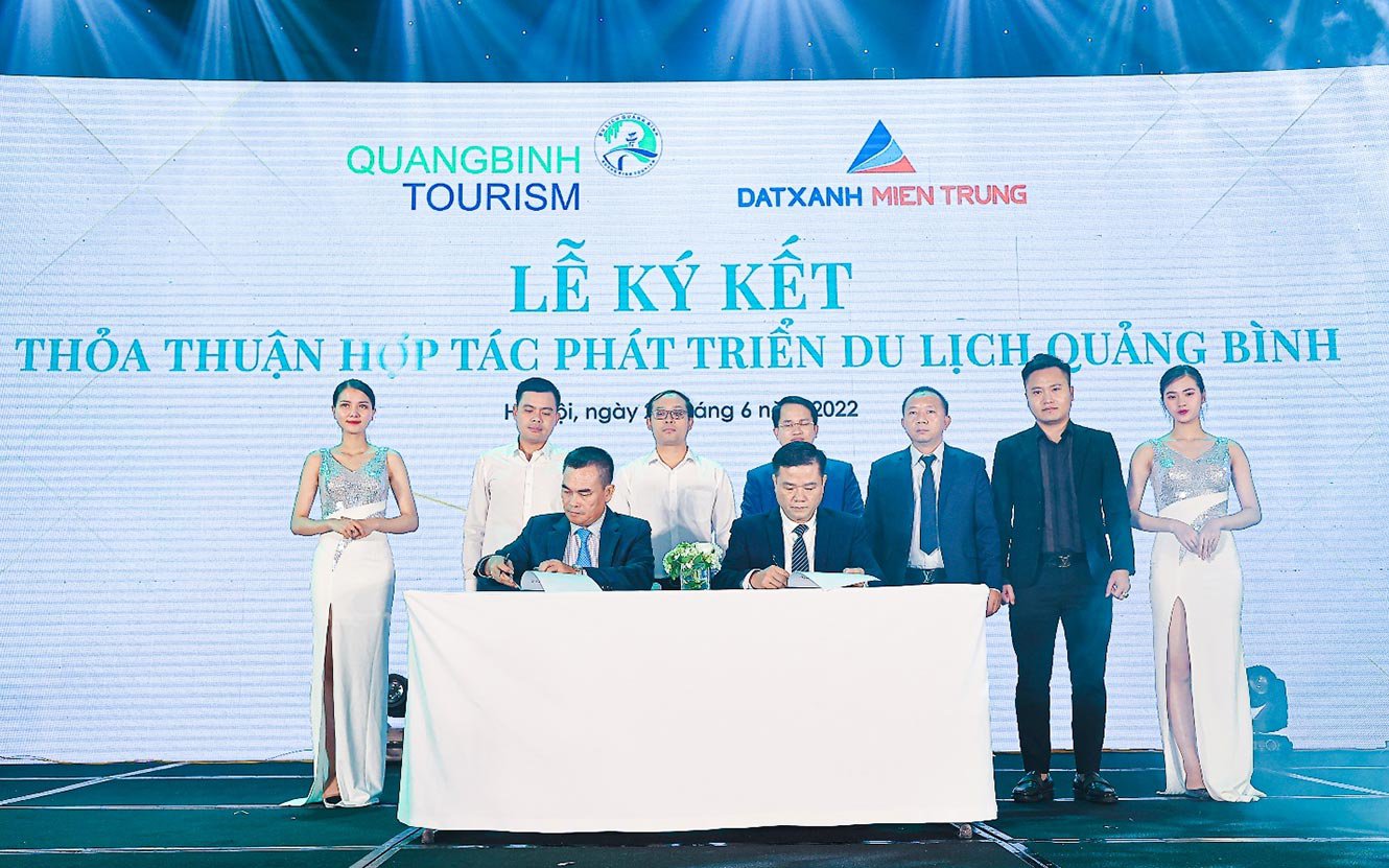 Đất Xanh Miền Trung ký kết thỏa thuận hợp tác phát triển du lịch Quảng Bình
