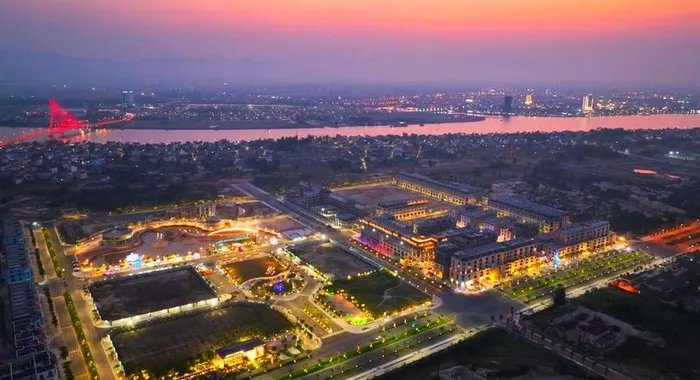 Việc đưa vào hoạt động giai đoạn 1 khu phố đi bộ ven hồ, khu phố đêm ven biển góp phần thúc đẩy kinh tế, văn hóa, du lịch Quảng Bình, tạo nên một giao lộ kinh thương, lưu trú, giải trí toàn cầu. 