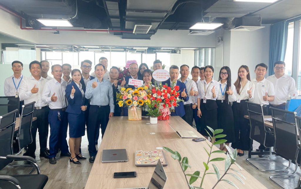 ĐẤT XANH MIỀN TRUNG KHAI TRƯƠNG VĂN PHÒNG MỚI TẠI TRUNG TÂM QUẬN HẢI CHÂU – ĐÀ NẴNG 1 202505061614 z6573777855484043799cc1ed514a064641cdf98420a1e