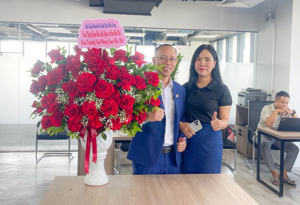 ĐẤT XANH MIỀN TRUNG KHAI TRƯƠNG VĂN PHÒNG MỚI TẠI TRUNG TÂM QUẬN HẢI CHÂU – ĐÀ NẴNG 4 202505061623 z657377796900263c2711785785338ca67047f7d904a35