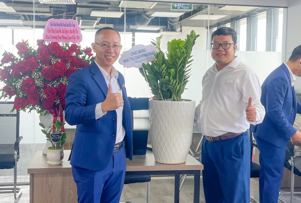 ĐẤT XANH MIỀN TRUNG KHAI TRƯƠNG VĂN PHÒNG MỚI TẠI TRUNG TÂM QUẬN HẢI CHÂU – ĐÀ NẴNG 3 202505061623 z65737780118726cd875e2217cbfddce06af71955636fd