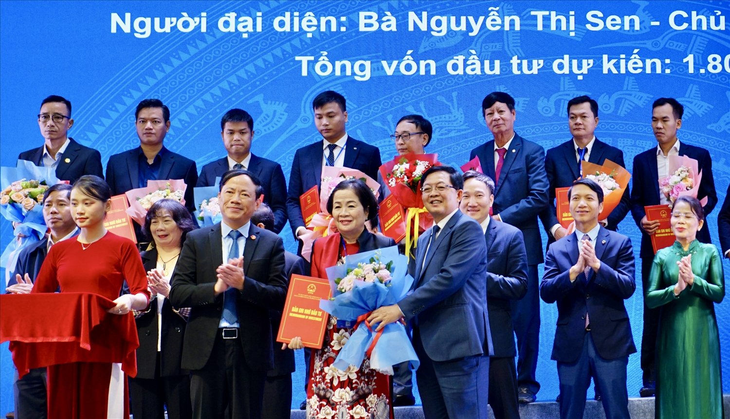 Lãnh đạo tỉnh Gia Lai trao Bản ghi nhớ đầu tư Dự án điện năng lượng tái tạo của Công ty Cổ phần Kinh doanh và Phát triển Miền núi Gia Lai