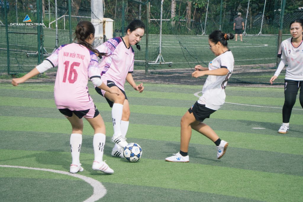 202512101730 VHM04452